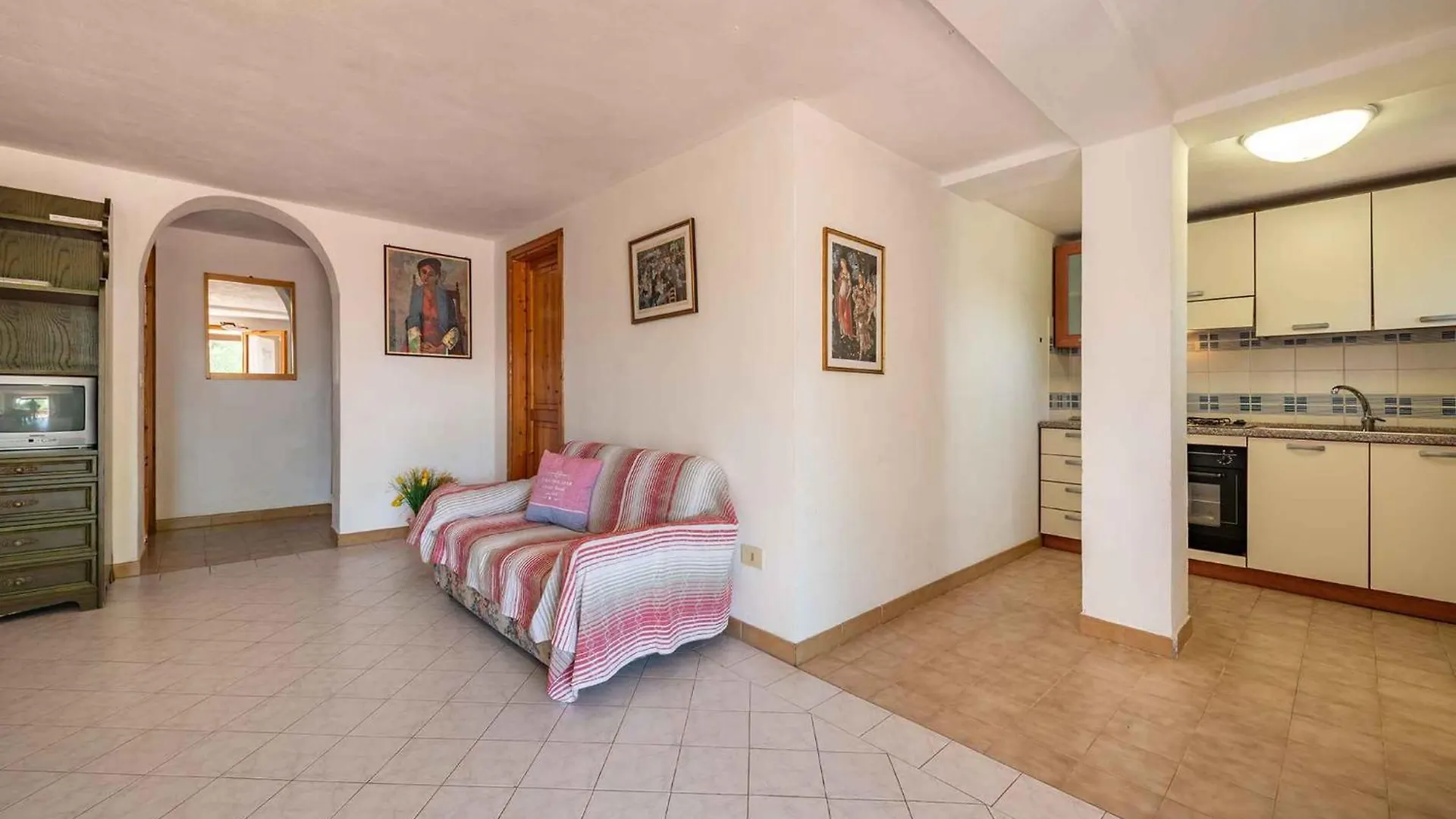 Apartment In Pittulongu 23140 Olbia 0*,